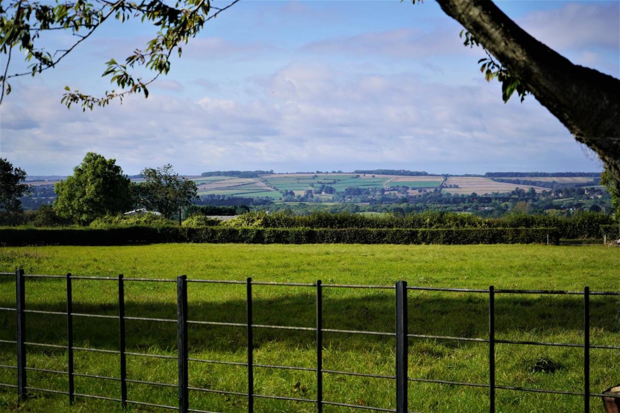 찰버리 Banbury Hill Farm B&B 외부 사진